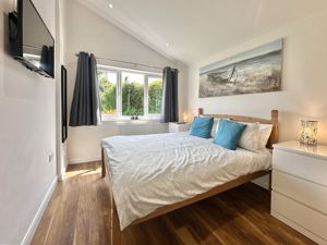 Photo 4- click for photo gallery